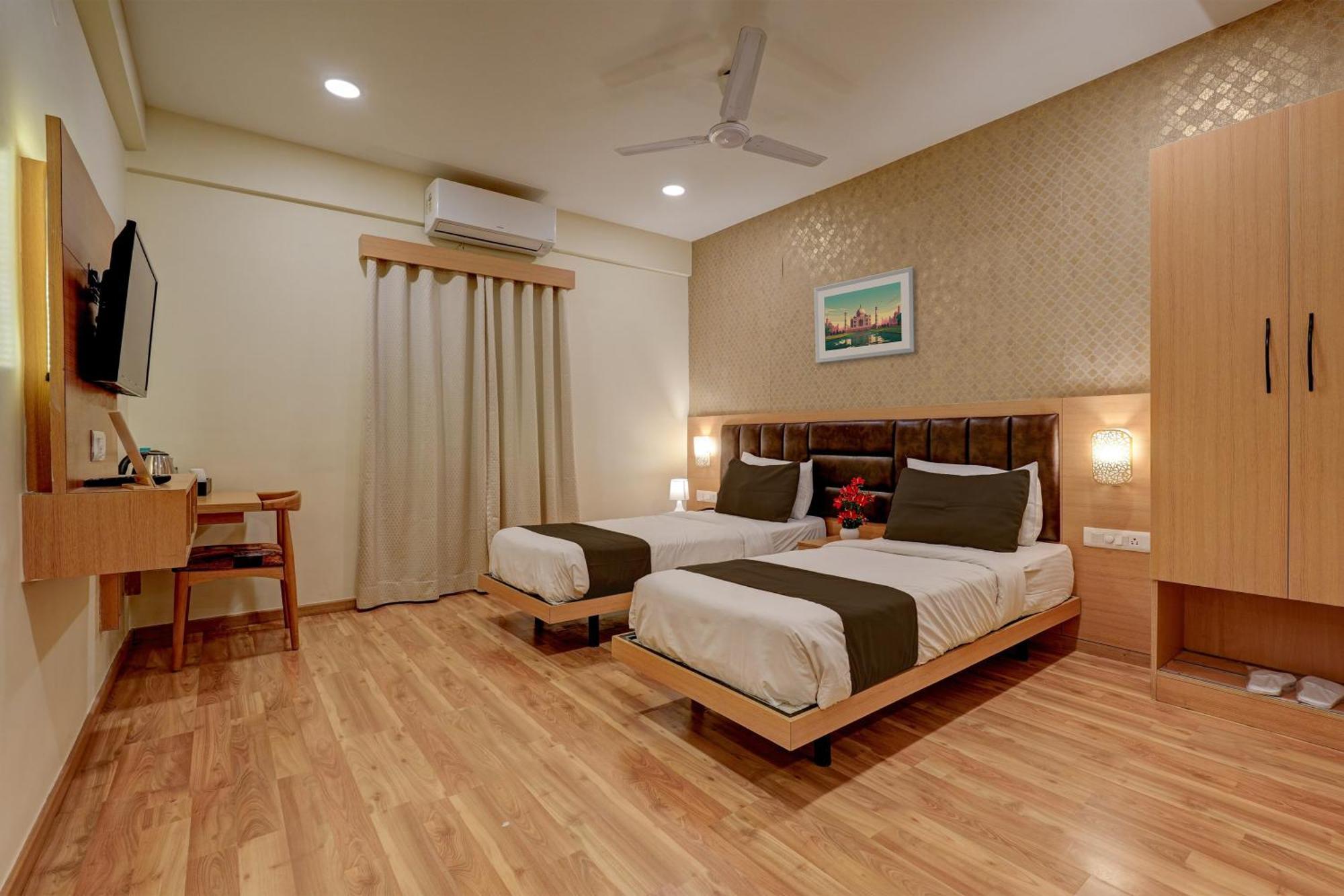 Hotel Townhouse 076 Hebbal Bangalore Exterior foto